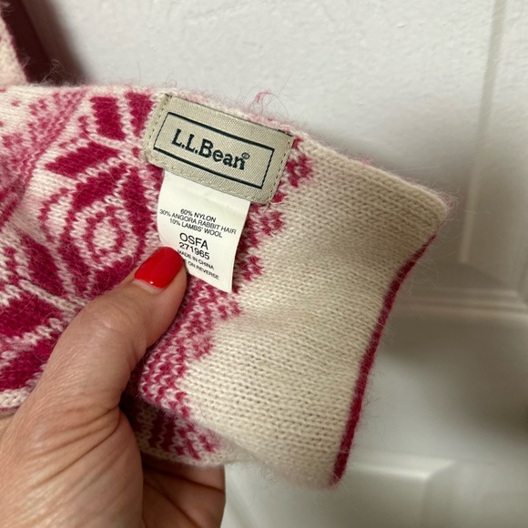 LL BEAN Reversible Snowflake Scarf Angora Rabbit and Lamb's Wool - Picture 3 of 4
